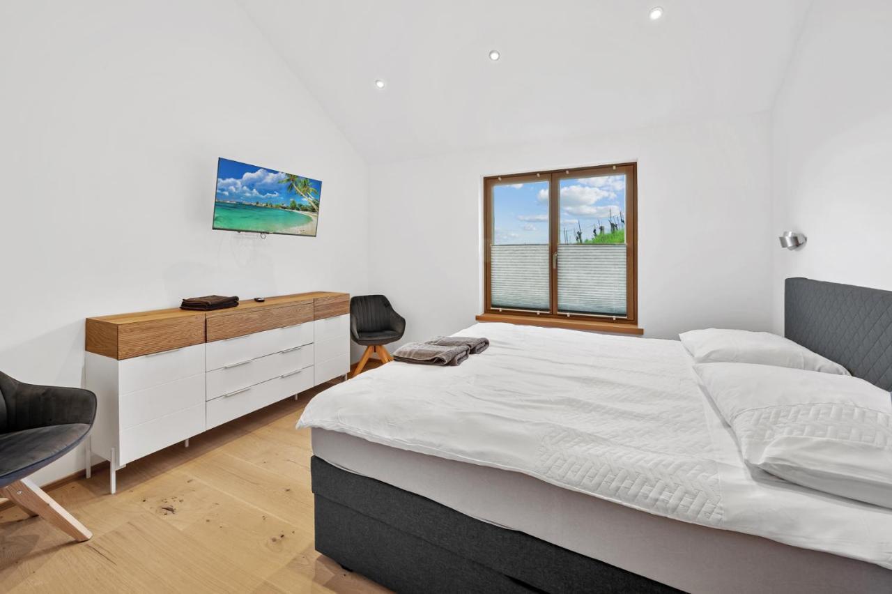 Luxus Chalet Max Glanz an der Weinstrasse Bagian luar foto