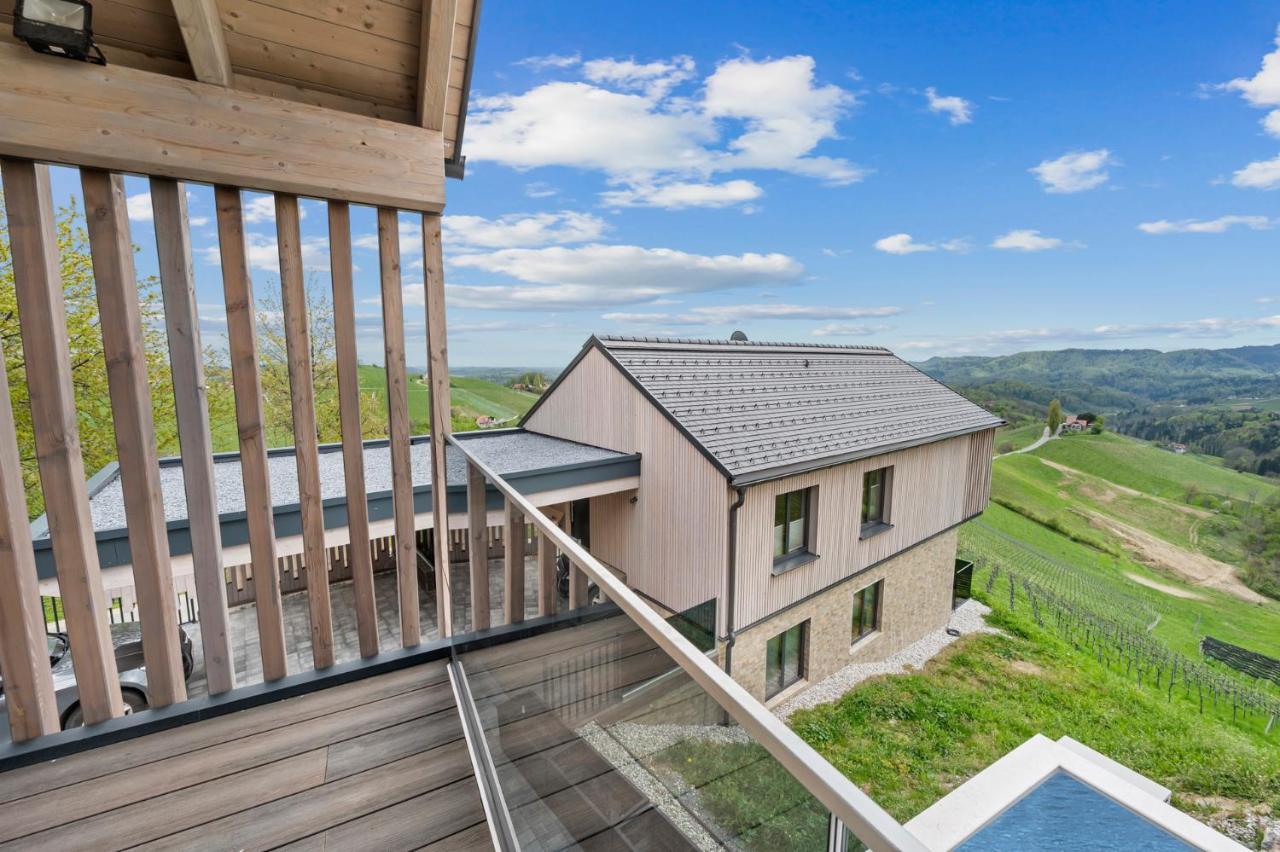 Luxus Chalet Max Glanz an der Weinstrasse Bagian luar foto